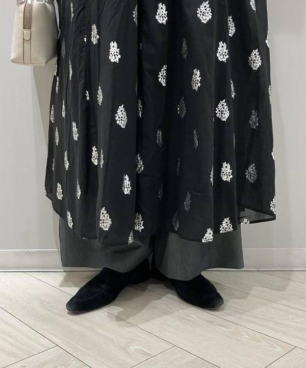 nodokaさんの「BEAMS WOMEN｜ne Quittez pas / ボイル フラワー ロングスリーブ ワンピース」を使ったコーディネート