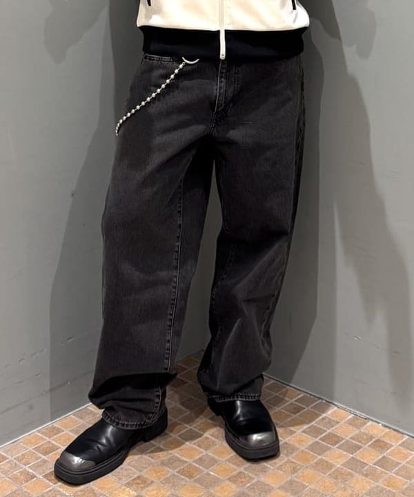 配島 孝明さんの「BEAMS WOMEN｜【別注】FRED PERRY / トラックジャケット」を使ったコーディネート