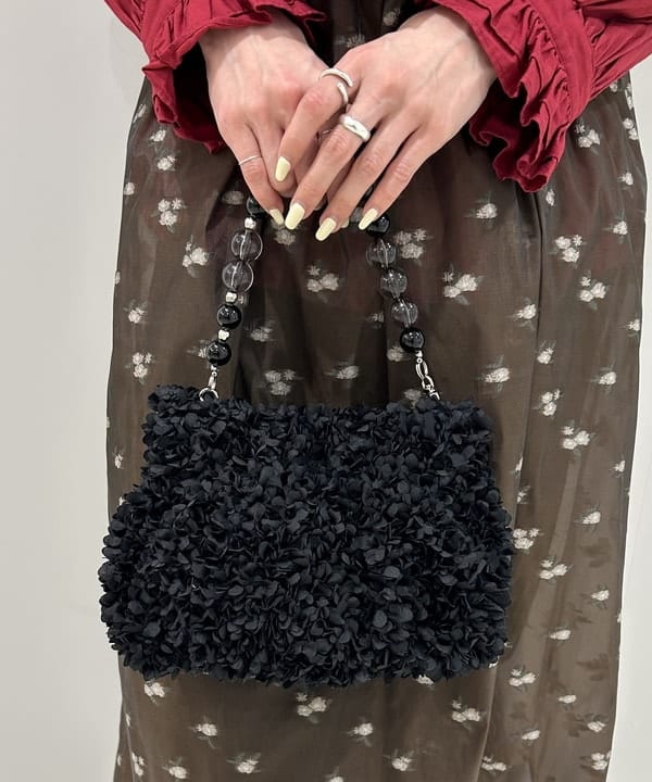 ササキさんの「BEAMS WOMEN｜シアー フラワー ジャカード キャミワンピース」を使ったコーディネート