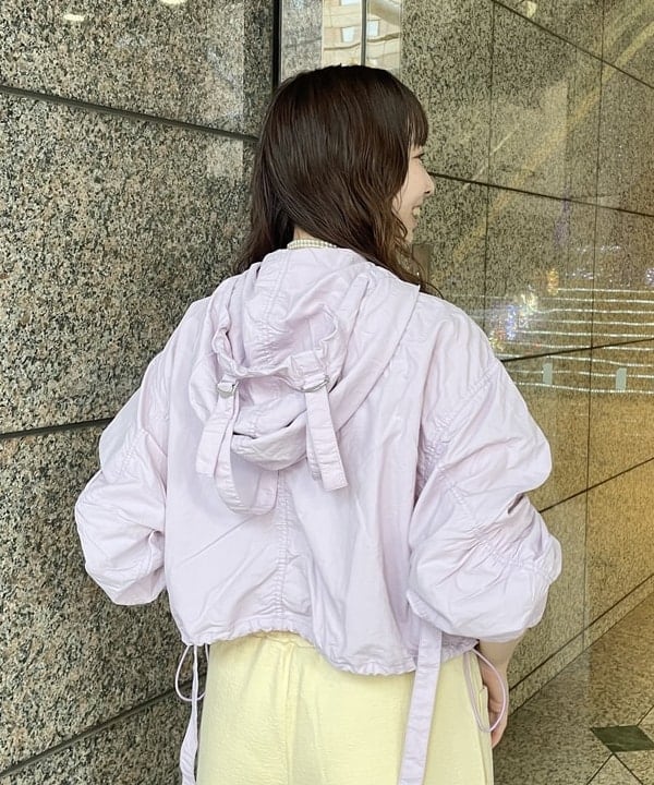 reiさんの「BEAMS WOMEN｜maturely / ナイロン ミリタリー ショート ブルゾン」を使ったコーディネート