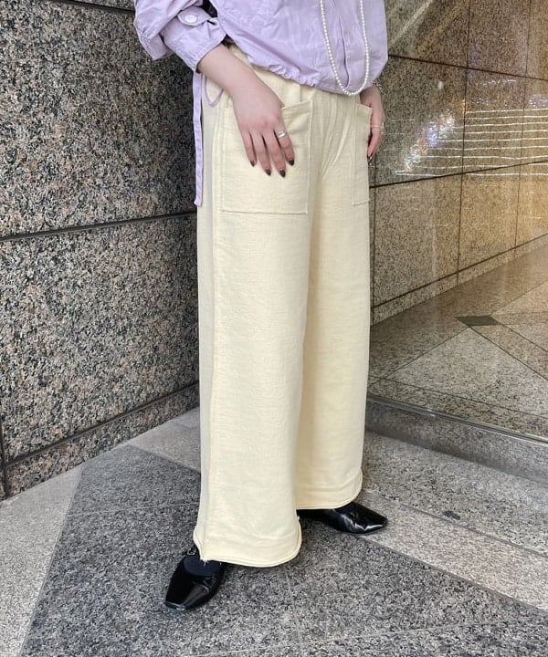 reiさんの「BEAMS WOMEN｜maturely / ナイロン ミリタリー ショート ブルゾン」を使ったコーディネート