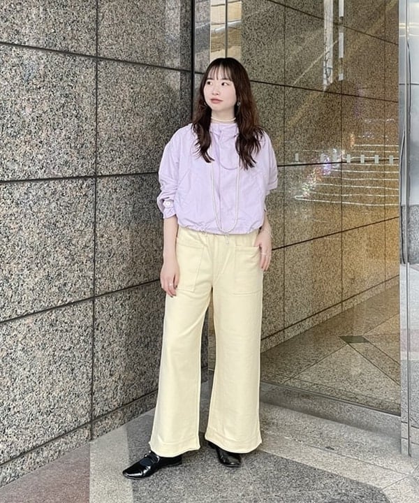 reiさんの「BEAMS WOMEN｜maturely / ナイロン ミリタリー ショート ブルゾン」を使ったコーディネート