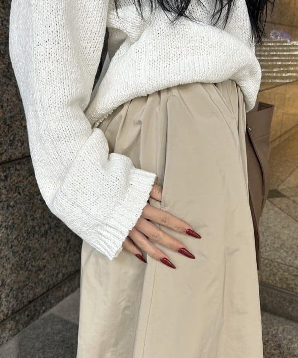 大槻 まひろさんの「BEAMS WOMEN｜コットン ローゲージ ロングスリーブ プルオーバー」を使ったコーディネート