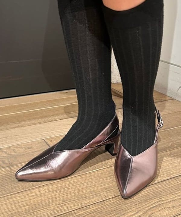 佐藤 亜美さんの「BEAMS WOMEN｜FRED PERRY / カラーブロック トラック ジャケット」を使ったコーディネート