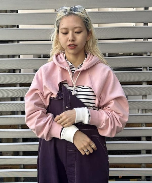 MATSUMOTO AMIさんの「BEAMS WOMEN｜スウェット ボレロ」を使ったコーディネート