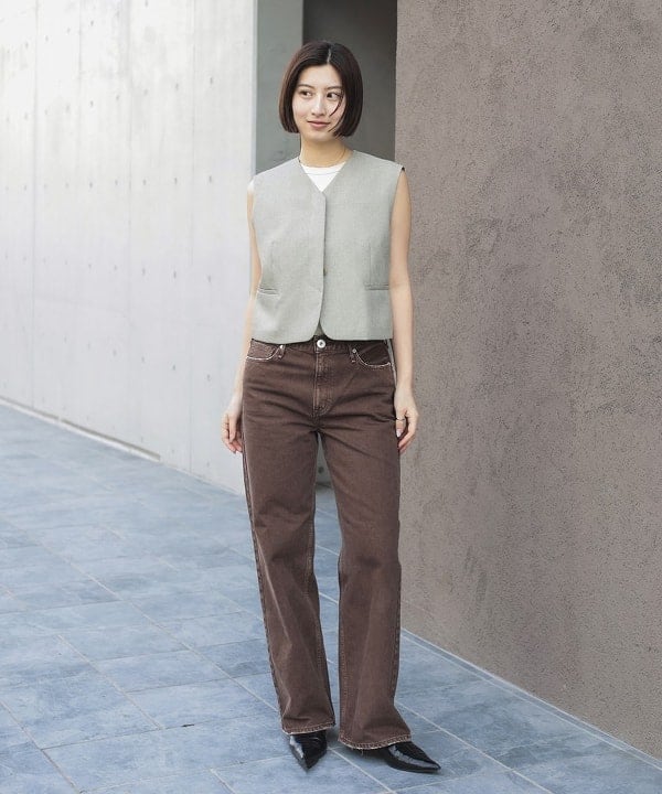 NATSUKIさんの「BEAMS WOMEN｜ヒヨク Vネック ショートジレ」を使ったコーディネート