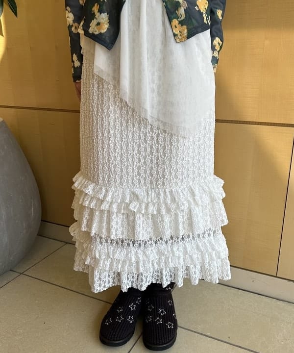 Hazukiさんの「BEAMS WOMEN｜シアー フラワープリント カーディガン」を使ったコーディネート