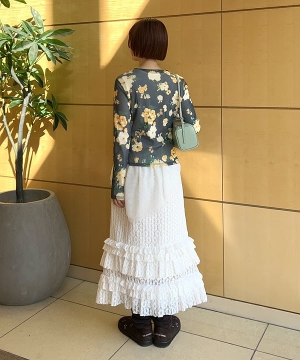 Hazukiさんの「BEAMS WOMEN｜シアー フラワープリント カーディガン」を使ったコーディネート