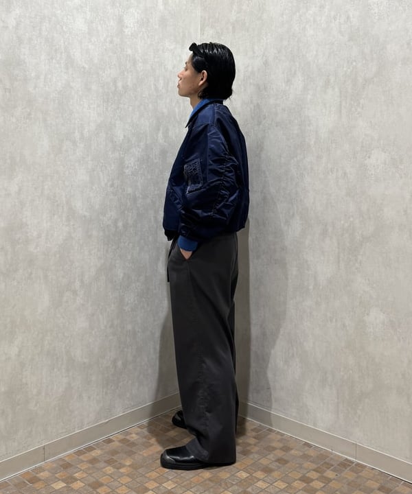 配島 孝明さんの「BEAMS WOMEN｜【ワイドフィット】クレイジー MA-1」を使ったコーディネート