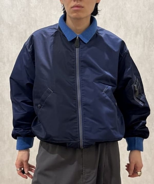 配島 孝明さんの「BEAMS WOMEN｜【ワイドフィット】クレイジー MA-1」を使ったコーディネート