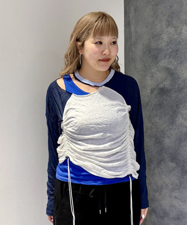 福田 まみさんの「BEAMS WOMEN｜ワッシャー ラグラン アレンジ ロングスリーブ」を使ったコーディネート