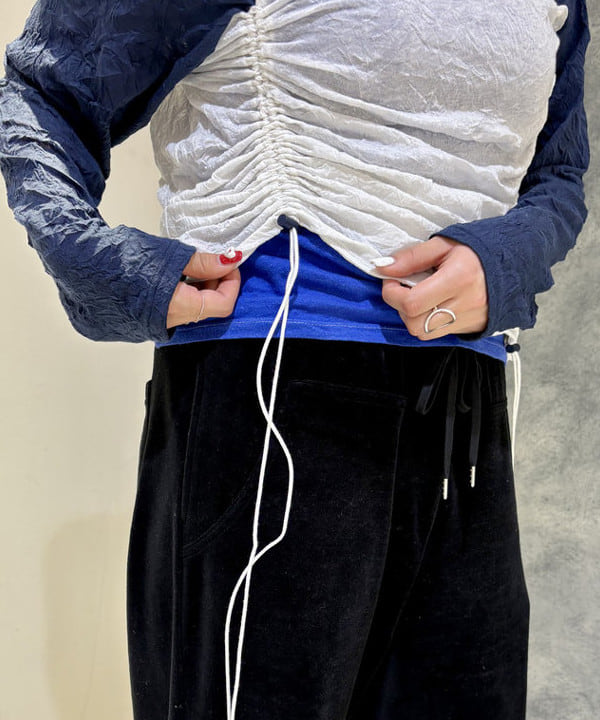 福田 まみさんの「BEAMS WOMEN｜ワッシャー ラグラン アレンジ ロングスリーブ」を使ったコーディネート