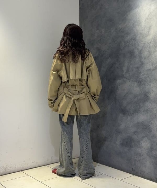 SAEさんの「BEAMS WOMEN｜デニム フレア パンツ」を使ったコーディネート