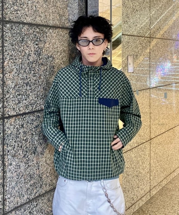 はるひむさんの「BEAMS WOMEN｜Check Pullover Anorack」を使ったコーディネート