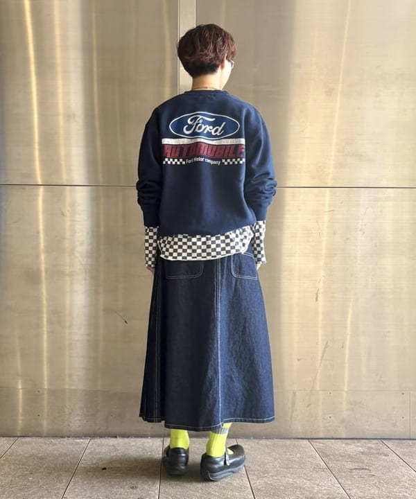 みりさんの「【別注】GOOD ROCK SPEED / Ford スウェット」を使ったコーディネート