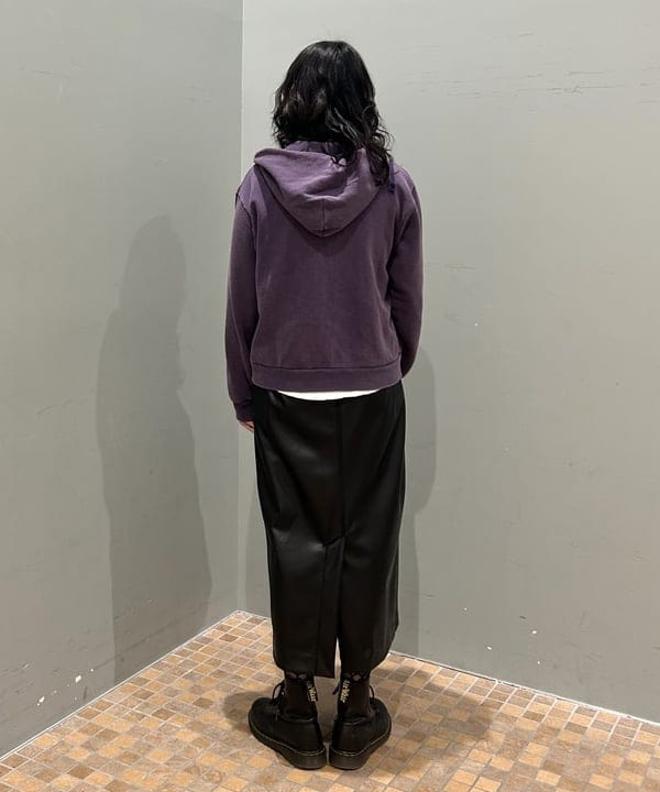 Sakiさんの「BEAMS WOMEN｜【別注】Healthknit &times; maturely / トンプキンス フルジップ パーカー」を使ったコーディネート