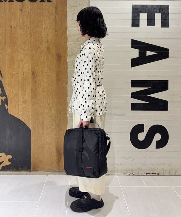 amaさんの「BEAMS WOMEN｜【別注】BRIEFING / ミリタリー キット バッグ」を使ったコーディネート