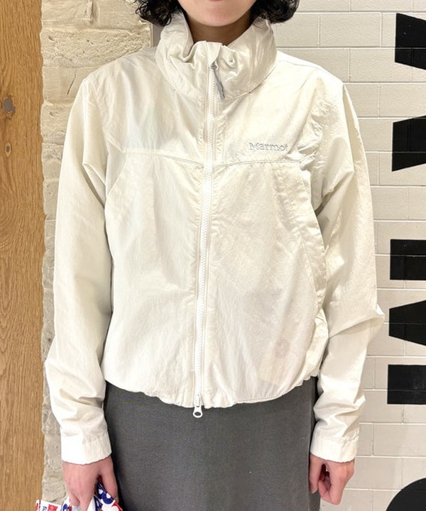 amaさんの「BEAMS WOMEN｜【別注】Marmot / パッカブル ジャケット」を使ったコーディネート