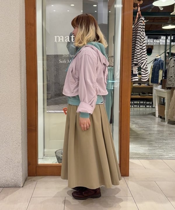 大石彩可さんの「BEAMS WOMEN｜maturely / ナイロン ミリタリー ショート ブルゾン」を使ったコーディネート