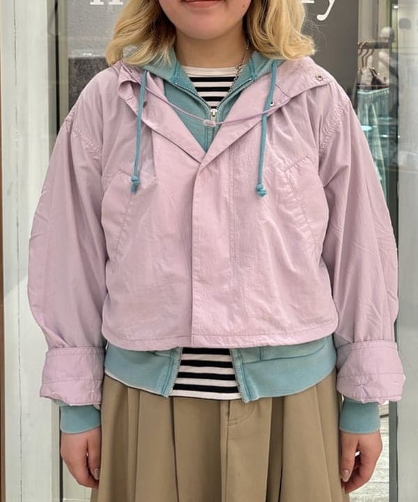 大石彩可さんの「BEAMS WOMEN｜maturely / ナイロン ミリタリー ショート ブルゾン」を使ったコーディネート