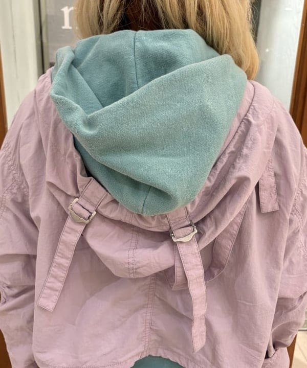 大石彩可さんの「BEAMS WOMEN｜maturely / ナイロン ミリタリー ショート ブルゾン」を使ったコーディネート