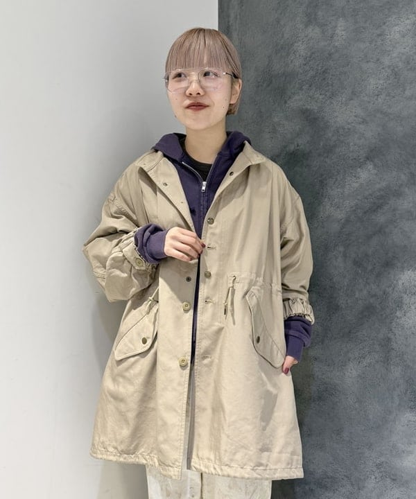 yokoyama shionさんの「BEAMS WOMEN｜maturely / メモリー ツイル ミリタリー コート」を使ったコーディネート