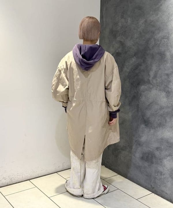 yokoyama shionさんの「BEAMS WOMEN｜maturely / メモリー ツイル ミリタリー コート」を使ったコーディネート