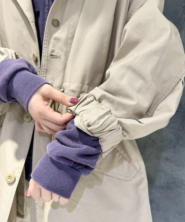 yokoyama shionさんの「BEAMS WOMEN｜maturely / メモリー ツイル ミリタリー コート」を使ったコーディネート