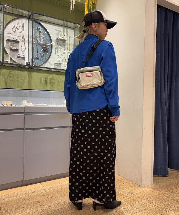 山本 里南さんの「BEAMS WOMEN｜【WEB限定】HUNTER / ナイロン クロスボディ」を使ったコーディネート