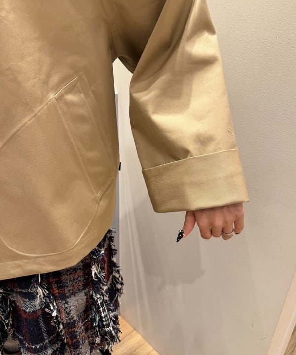 れいなさんの「BEAMS WOMEN｜GYMPHLEX / ギャバジン ハーフコート」を使ったコーディネート