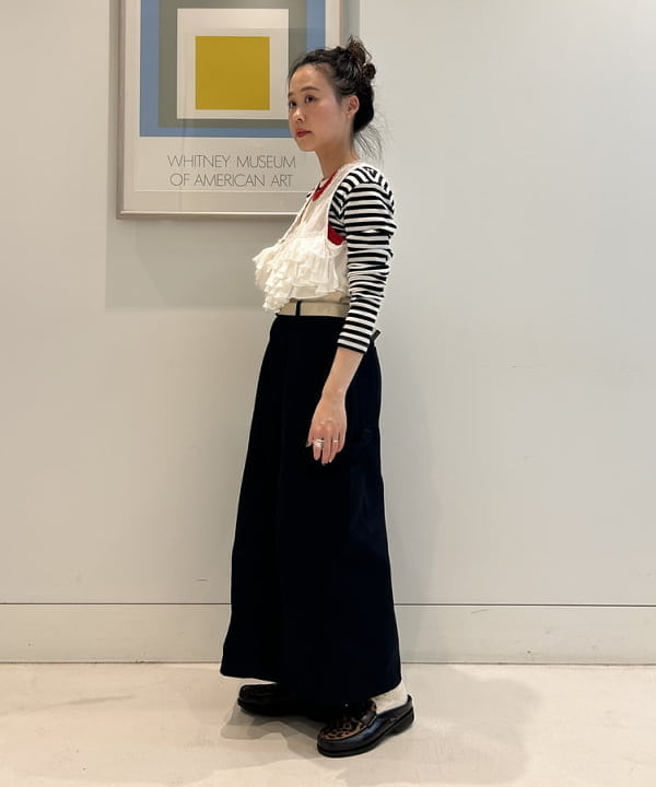 清水 彩乃さんの「BEAMS WOMEN｜ダブルニー タイト スカート」を使ったコーディネート