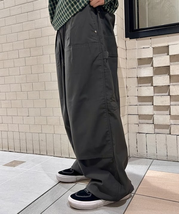 Shutoさんの「BEAMS WOMEN｜ワイド ダブルニー イージーパンツ」を使ったコーディネート