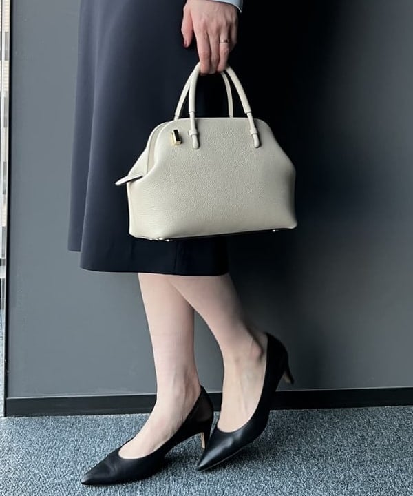 隈元 楓さんの「BEAMS WOMEN｜トリアセ カラーレスジャケット＊」を使ったコーディネート