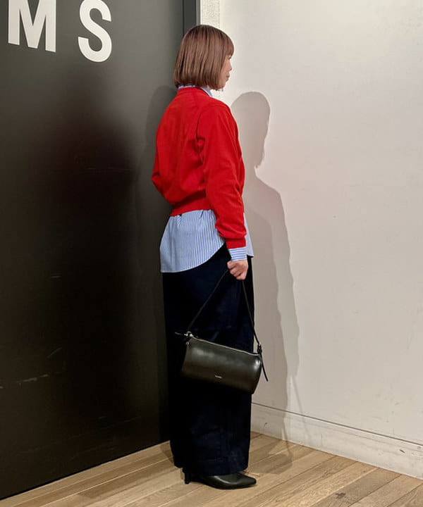 早川 萌子さんの「BEAMS WOMEN｜DANTON / ジャージー ニット クルーネック カーディガン」を使ったコーディネート