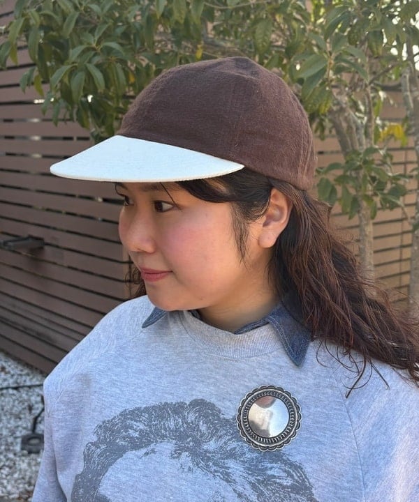 イガラシさんの「BEAMS WOMEN｜【別注】BUZZ RICKSON'S / シャンブレー ロングスリーブ シャツ」を使ったコーディネート