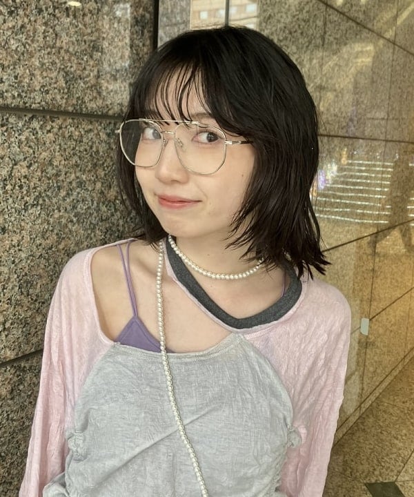 加歩さんの「BEAMS WOMEN｜ワッシャー ラグラン アレンジ ロングスリーブ」を使ったコーディネート