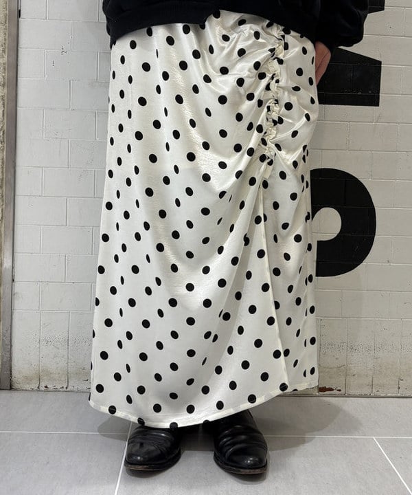 大石彩可さんの「BEAMS WOMEN｜Otro Accesorio / ウェイヴィー ハート リング」を使ったコーディネート