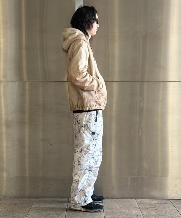 うえきんぐさんの「モック プリント フーディ」を使ったコーディネート