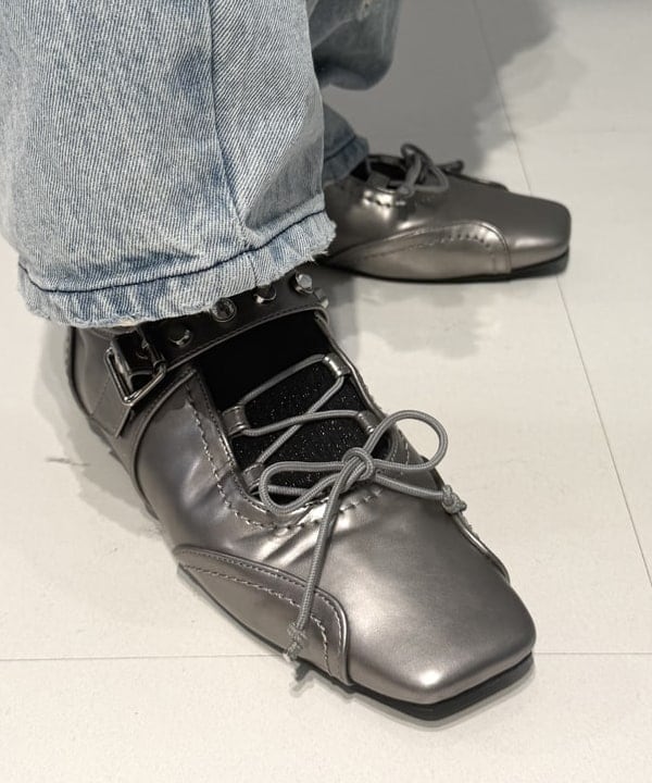 松本 佳菜子さんの「BEAMS WOMEN｜カット レース シャツ」を使ったコーディネート