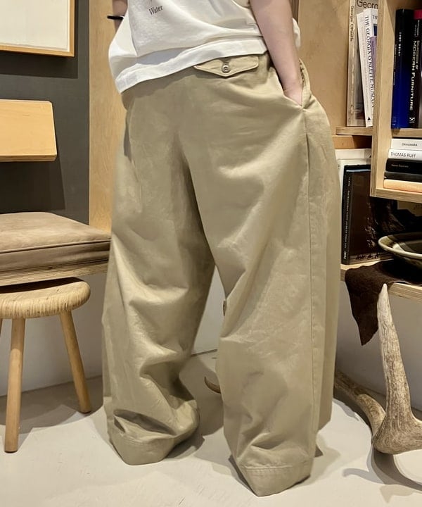 小原 もこさんの「BEAMS WOMEN｜2WAY ワンハンドル BAG」を使ったコーディネート