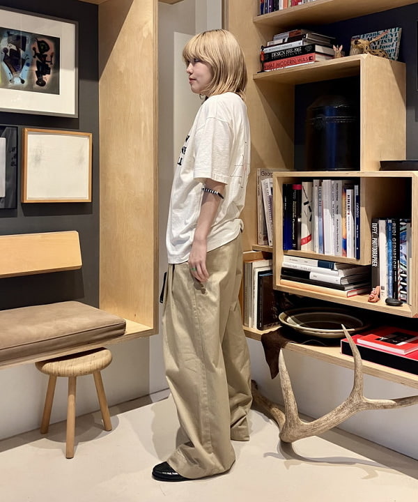 小原 もこさんの「BEAMS WOMEN｜2WAY ワンハンドル BAG」を使ったコーディネート