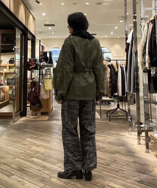 nodokaさんの「BEAMS WOMEN｜ナイロン オックス ミリタリー ブルゾン」を使ったコーディネート