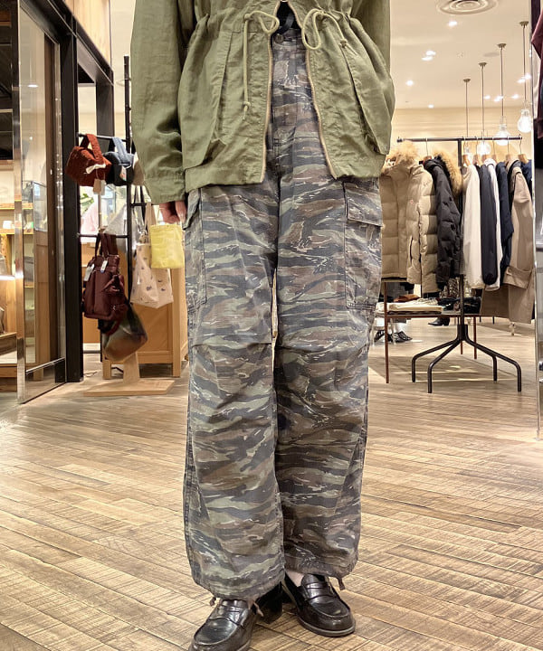 nodokaさんの「BEAMS WOMEN｜ナイロン オックス ミリタリー ブルゾン」を使ったコーディネート