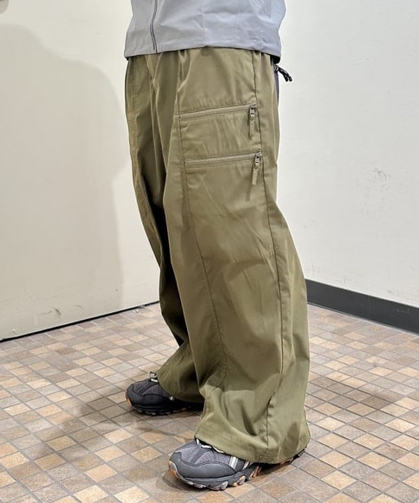 吉田 洸輝さんの「BEAMS WOMEN｜ARC&rsquo;TERYX / MANTIS 2 Waist Pack」を使ったコーディネート