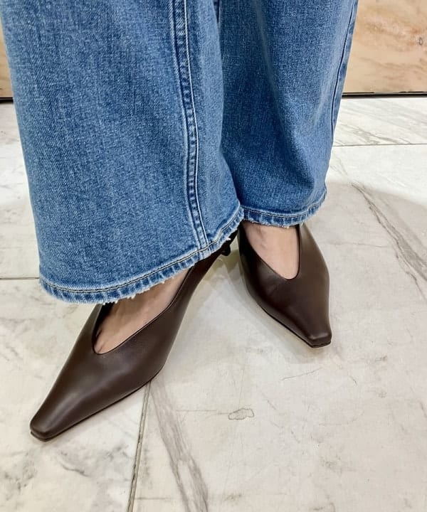 小笠原 楓さんの「BEAMS WOMEN｜upper hights / THE HEAVEN デニムパンツ」を使ったコーディネート