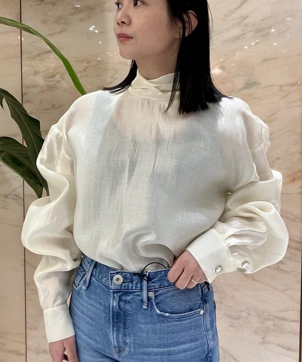 小笠原 楓さんの「BEAMS WOMEN｜upper hights / THE HEAVEN デニムパンツ」を使ったコーディネート