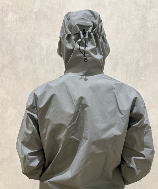 ムファサさんの「BEAMS WOMEN｜ARC&rsquo;TERYX / Beta SL Jacket」を使ったコーディネート