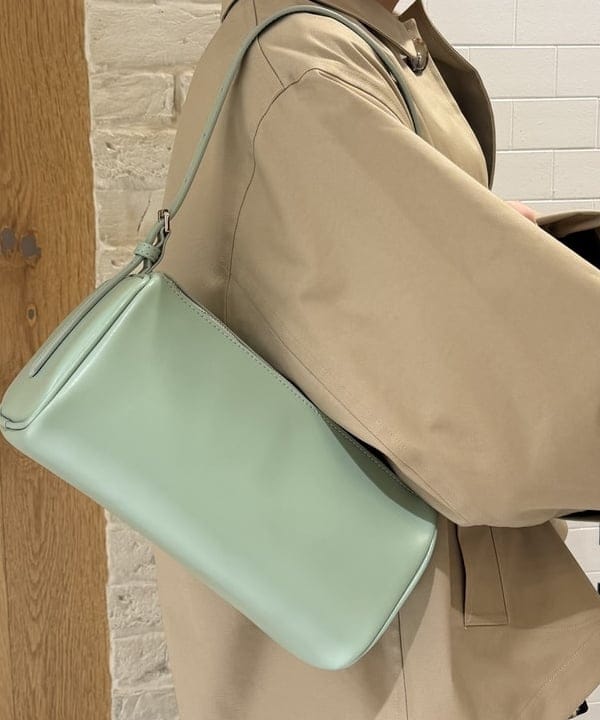 マツミヤさんの「BEAMS WOMEN｜YAHKI / YH‐788 SHOULDER BAG」を使ったコーディネート