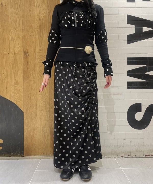 rinnaさんの「BEAMS WOMEN｜ドット サテン フリル スカート」を使ったコーディネート