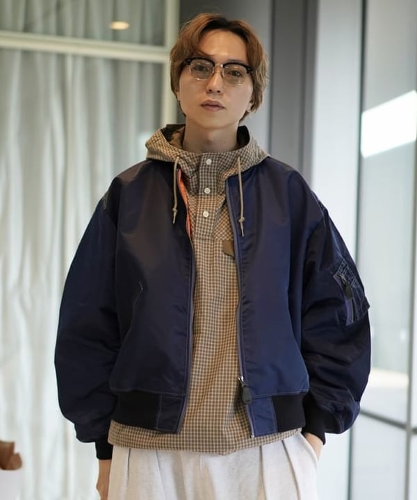 SUDOさんの「BEAMS WOMEN｜【ワイドフィット】クレイジー MA-1」を使ったコーディネート